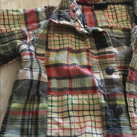 Baby Gap patchwork button down - Picture 2 of 4